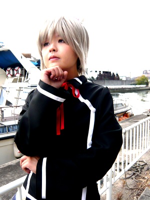 ���v�D�X�e�[�W�H